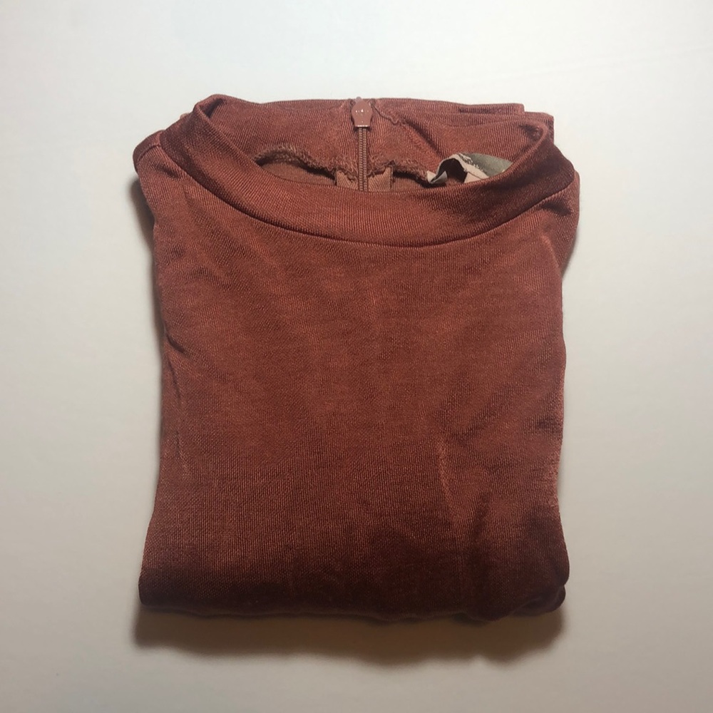 Forever 21 Contemporary High Neck shirt Size XS